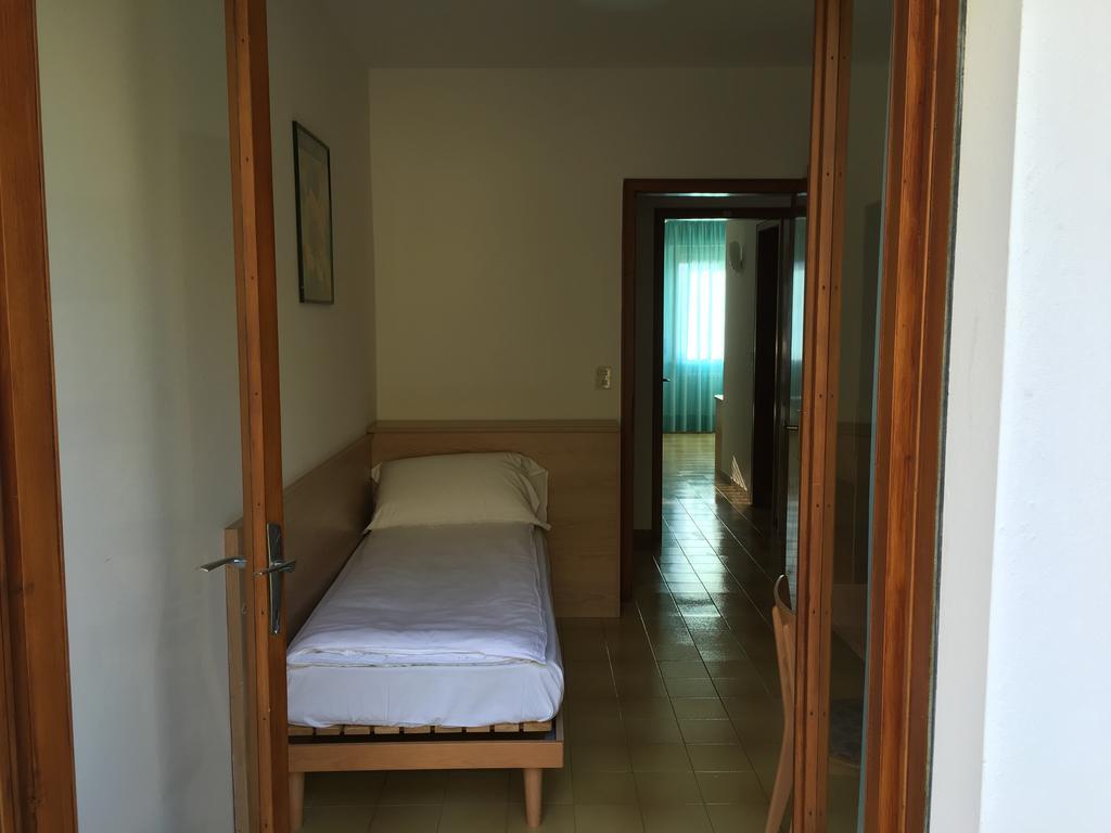 ホテルCasa Bianca マルチェージネ 部屋 写真